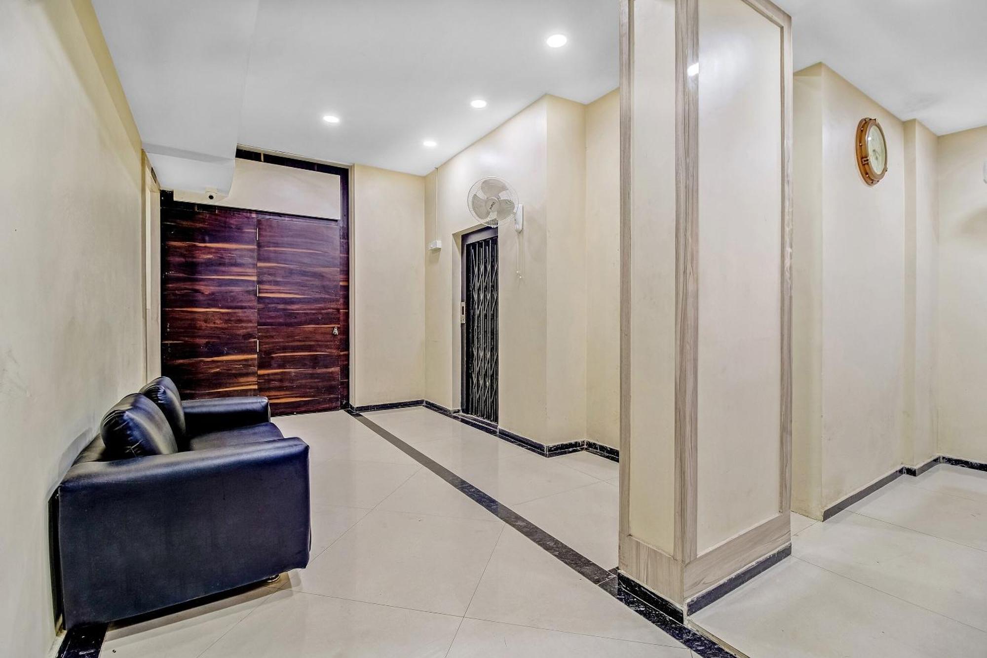 Collection O Shubharambh Lodging And Boarding Dombivli Buitenkant foto