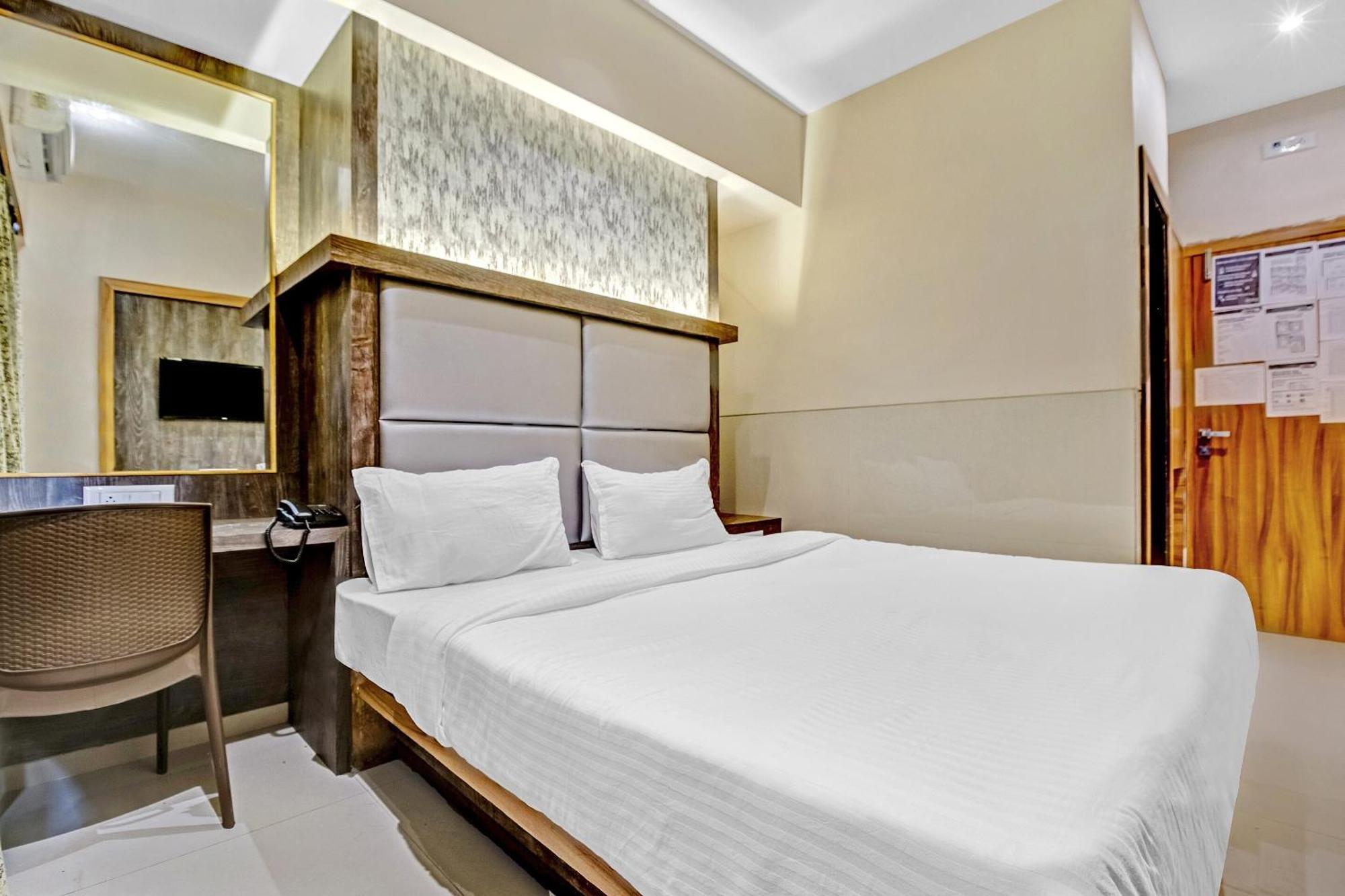 Collection O Shubharambh Lodging And Boarding Dombivli Buitenkant foto